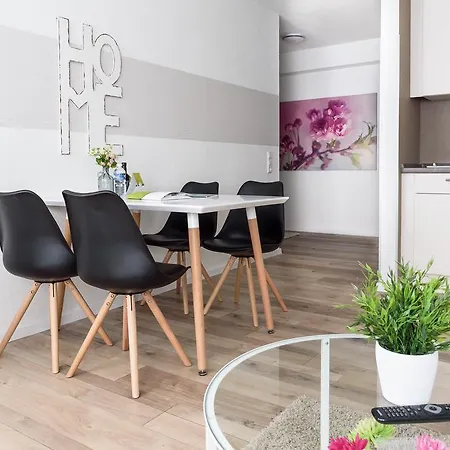 Deluxe Am Münster Apartamento *